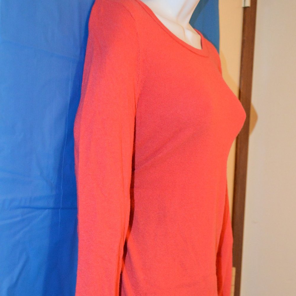Loft Sweater - Picture 4 of 5